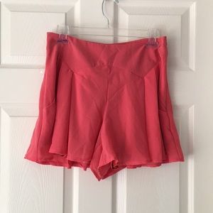 Coral flowy shorts